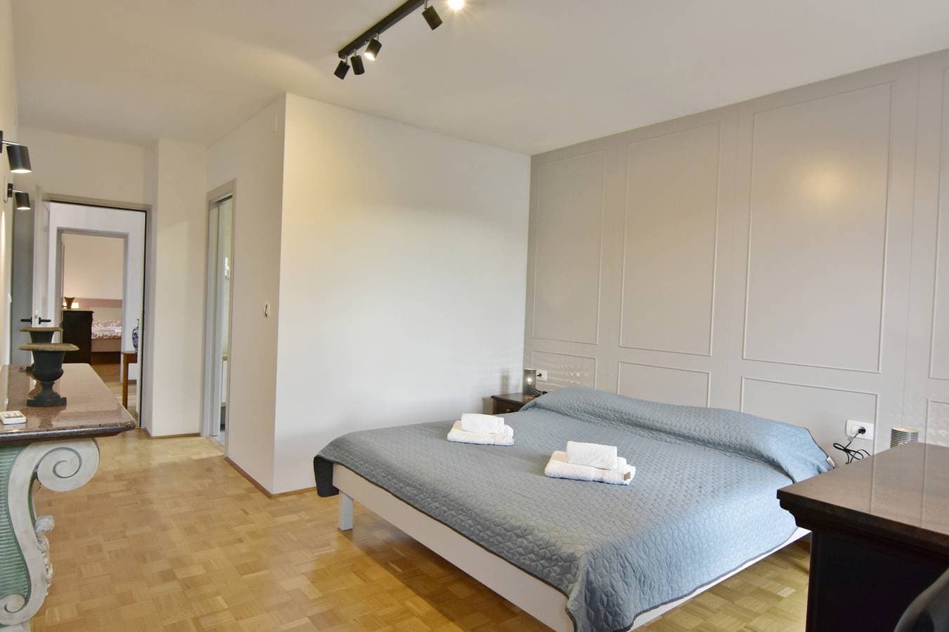 Foto 10 von 52: Zweistöckiges Ferienhaus für in Valica