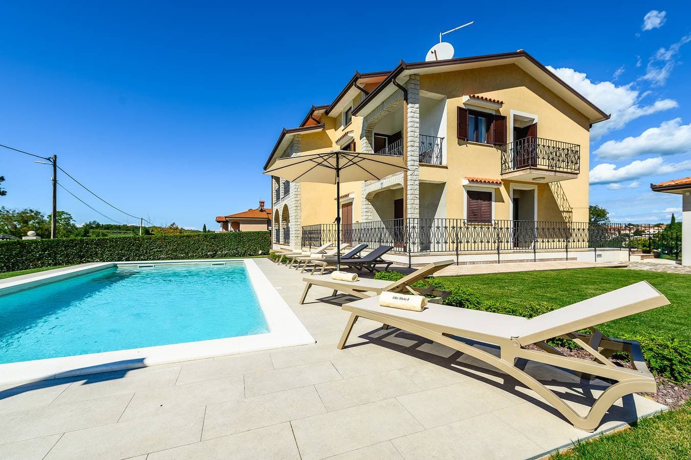 Foto 2 von 43: Premium Apartment Silvia with pool