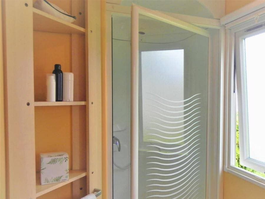 Foto 7 von 24: Camping Les 3 Rivières - Mobilheim 4 personen - Mh2 Klassik
