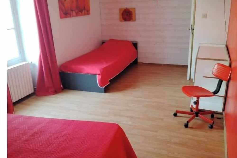 Foto 2 von 18: Large vacation home in Savignoi - 7 bedrooms, private pool