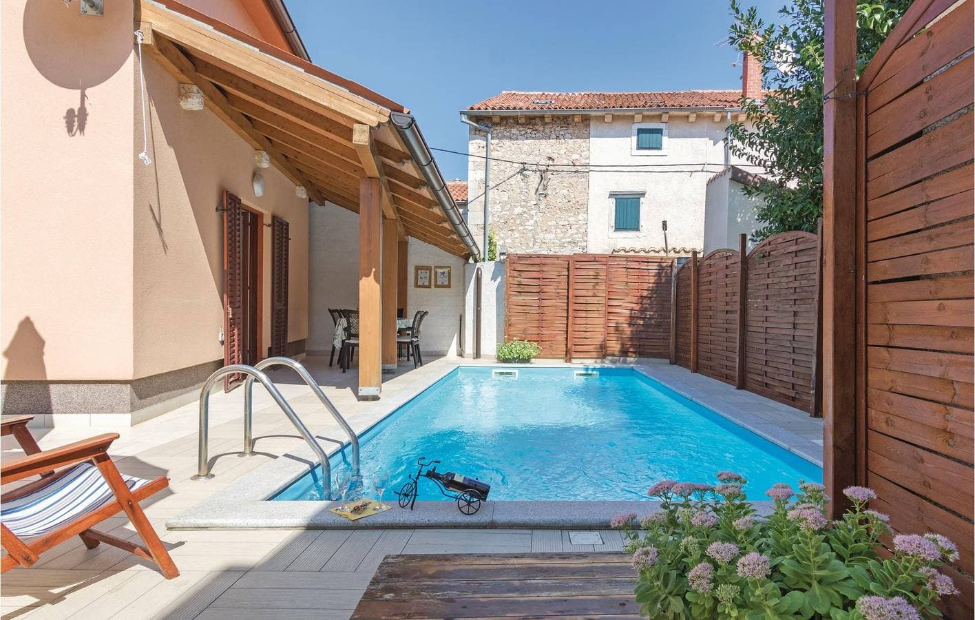 Foto 5 von 36: Gemütliche 2-Zimmer-Wohnung mit Pool und Terrasse, 800 m vom Strand Pomer entfernt