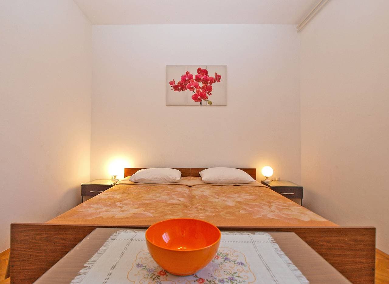 Foto 10 von 31: Ferienwohnung für 4 Personen mit Terrasse