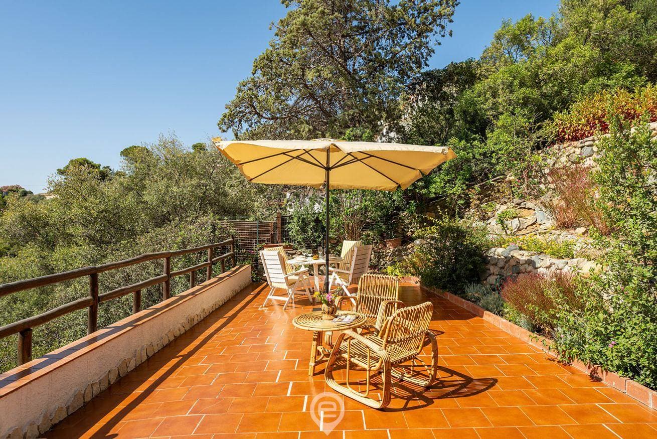 Foto 8 von 52: Villa für 4 Personen mit Meerblick