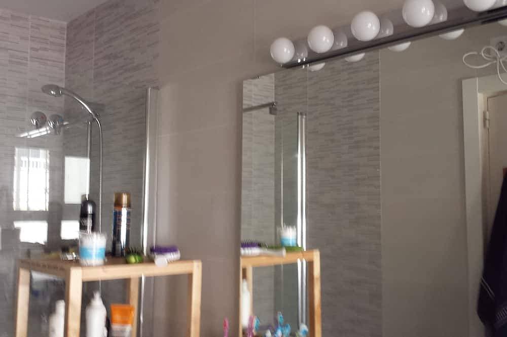 Foto 3 von 30: Direkt am Meer mit Charme Albir Apt (neben Altea, Benidorm); Wireless-Lan, Klimaanlage, Golf, Meerblick