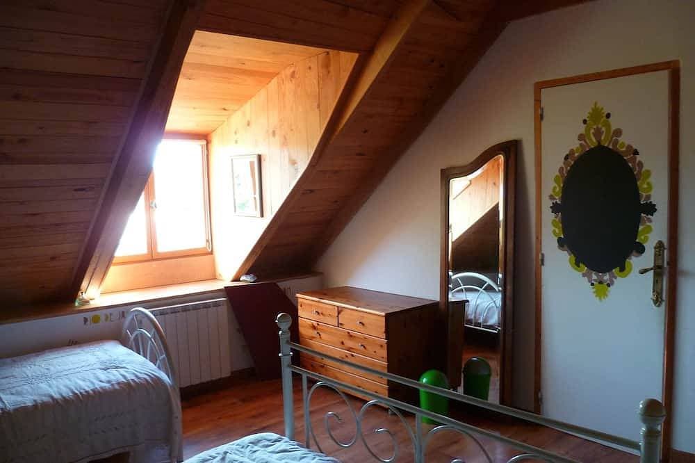 Foto 8 von 30: Hübsche Longère mit umzäuntem Garten, 3 *.  Ajoncs d'Or Strände und Golf in der Nähe.