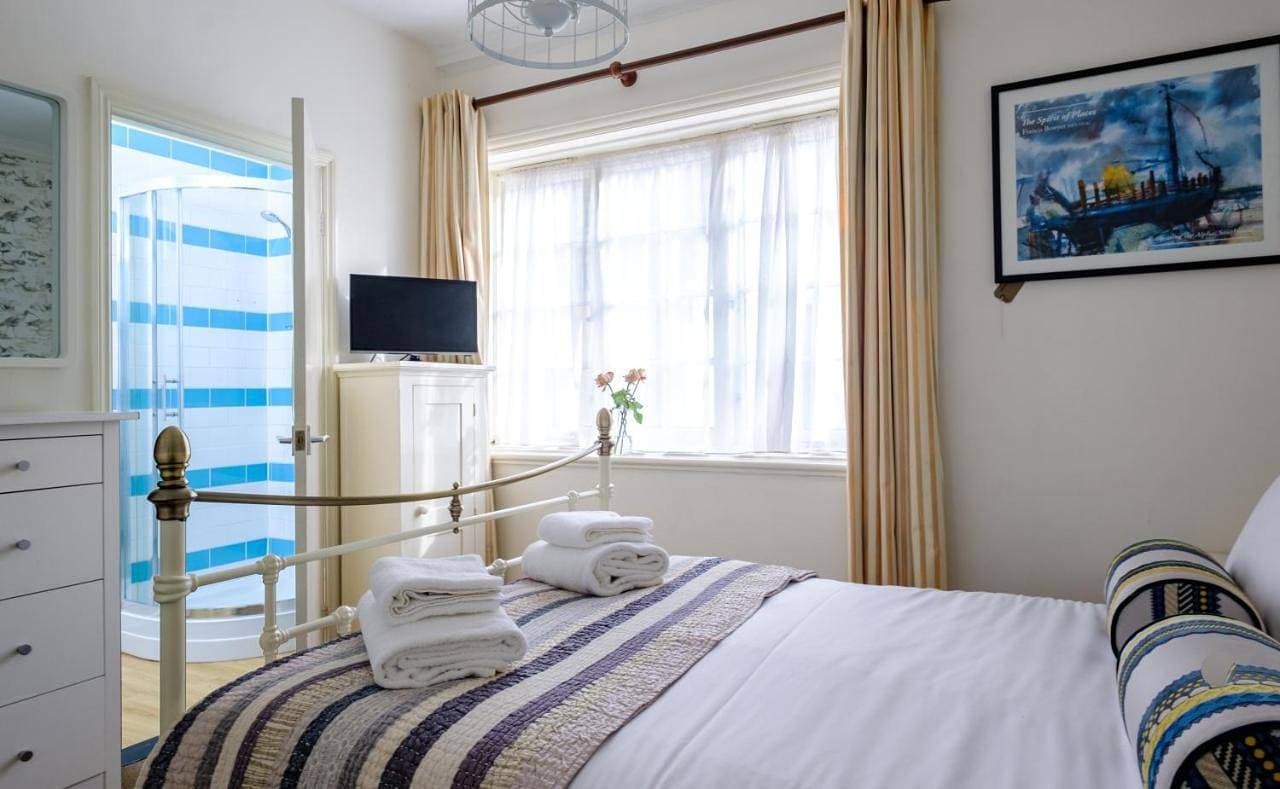 Foto 5 von 8: Small Double Room - Pet Friendly