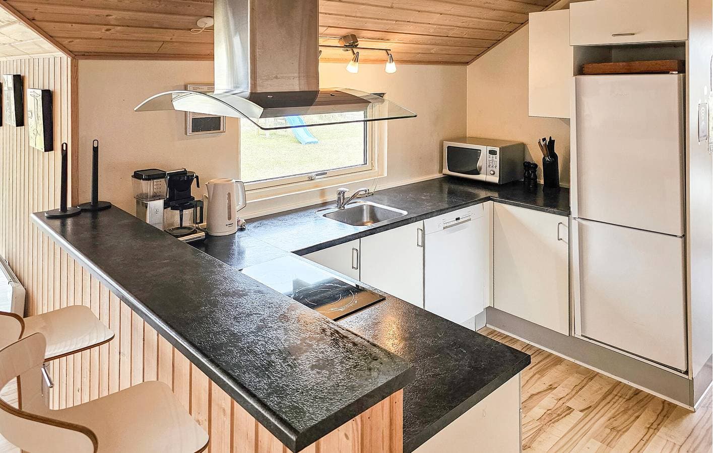 Foto 11 von 19: Ferienhaus für 8 Personen mit Whirlpool
