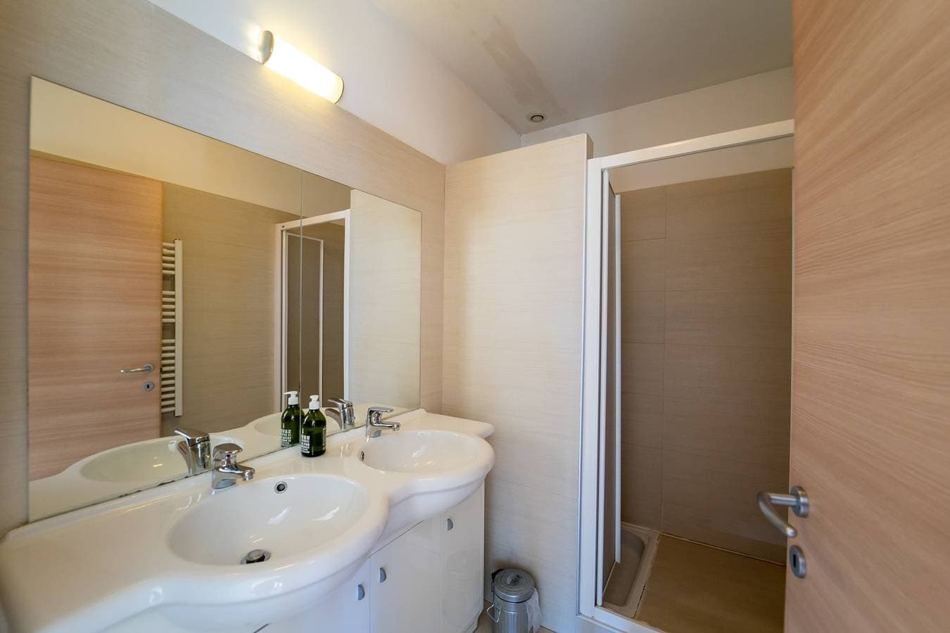 Foto 12 von 22: Ferienwohnung für 2 Personen mit Seeblick