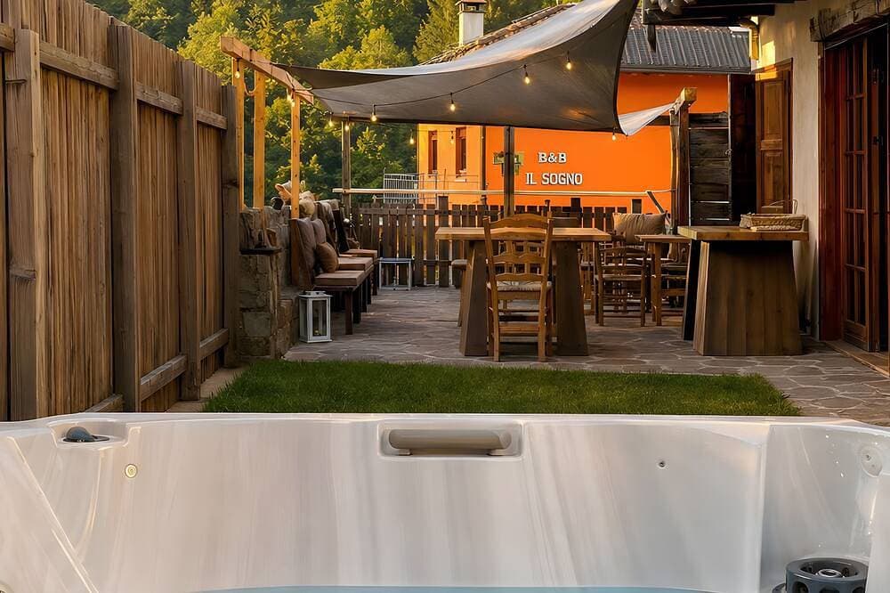 Foto 8 von 20: Zimmer 'Camera Negritella' mit Bergblick, WLAN und Klimaanlage