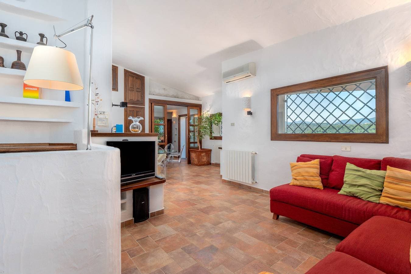 Foto 8 von 30: Ferienwohnung "Corbezzoli" mit Meerblick, WLAN, Balkon, Garten & Terrasse