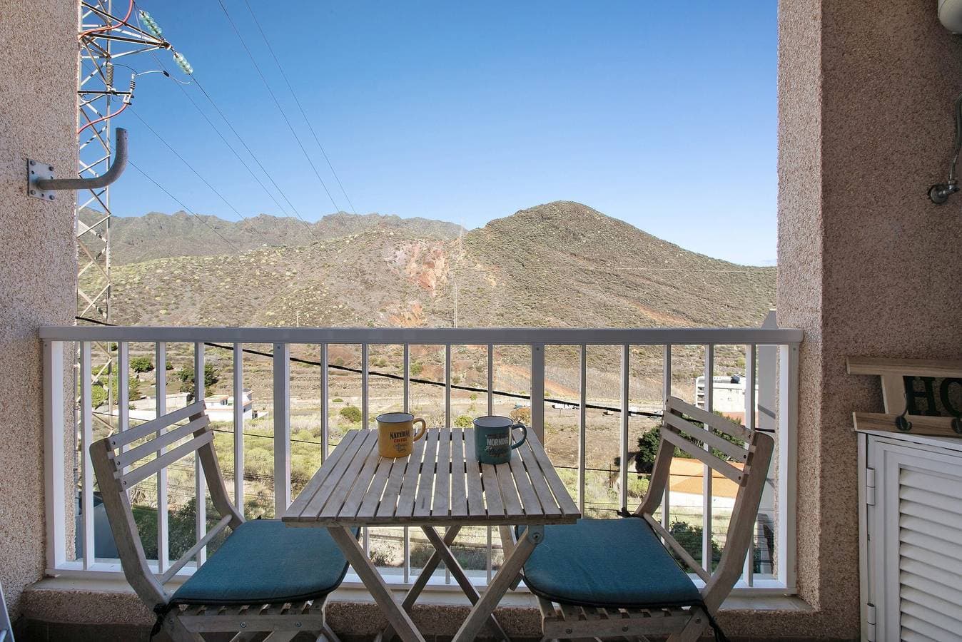 Foto 2 von 27: Ferienwohnung 'Las Teresitas Beach' mit Bergblick, Balkon und WLAN