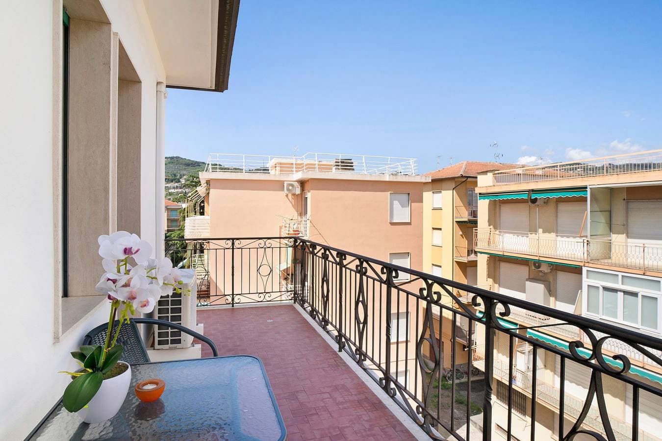 Foto 3 von 23: Einzimmerapartment "Urlaub am Meer" mit Terrasse & A/C