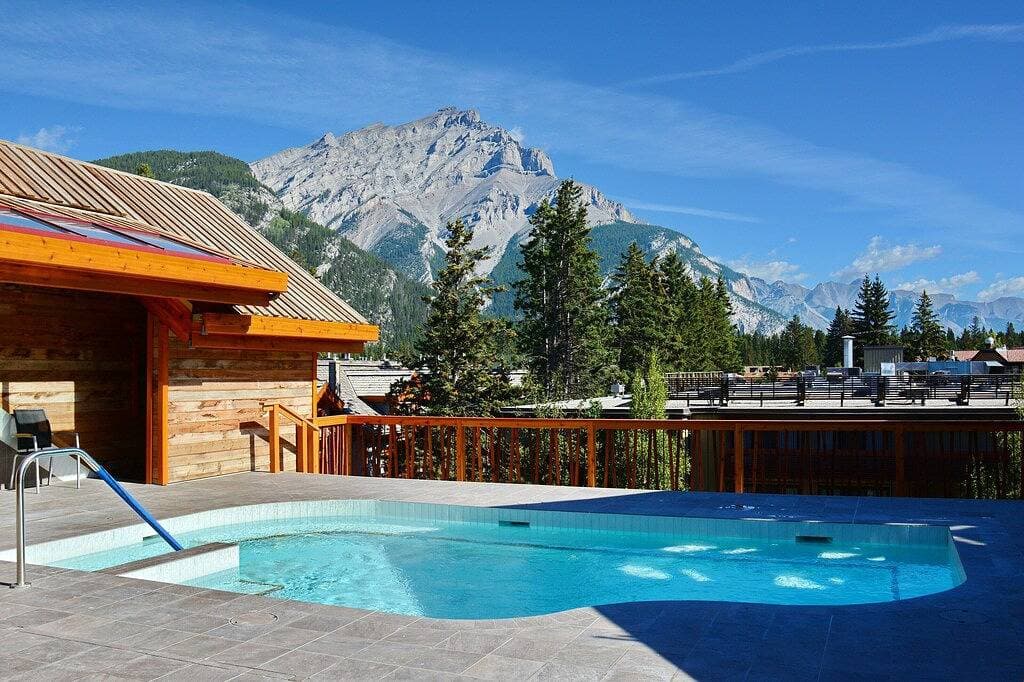 Foto 5 von 19: Neu Bright + Geräumige Rockies Getaway | Tolle Lage, heiße Pools!