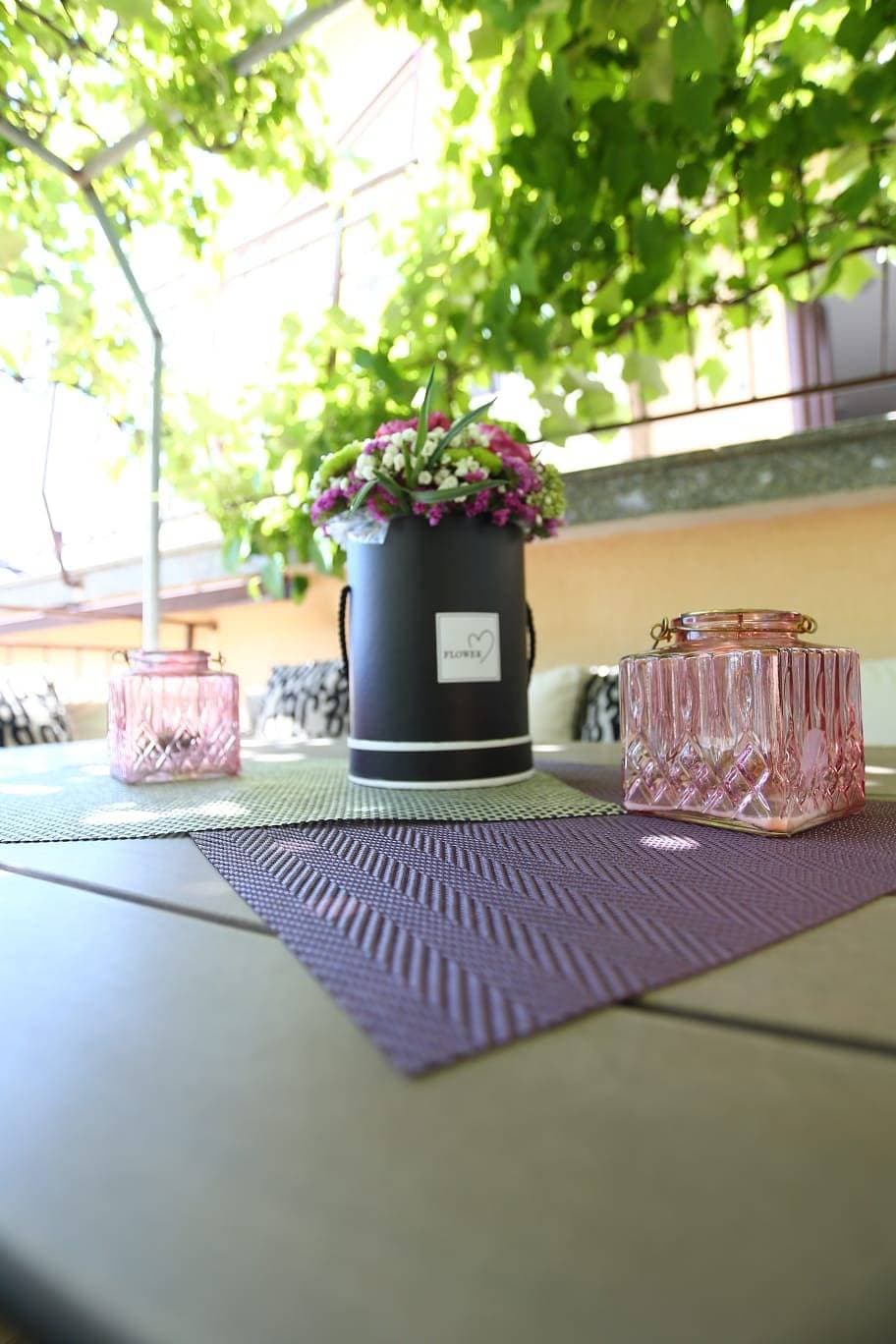 Foto 12 von 25: Ferienwohnung für 6 Personen mit Terrasse
