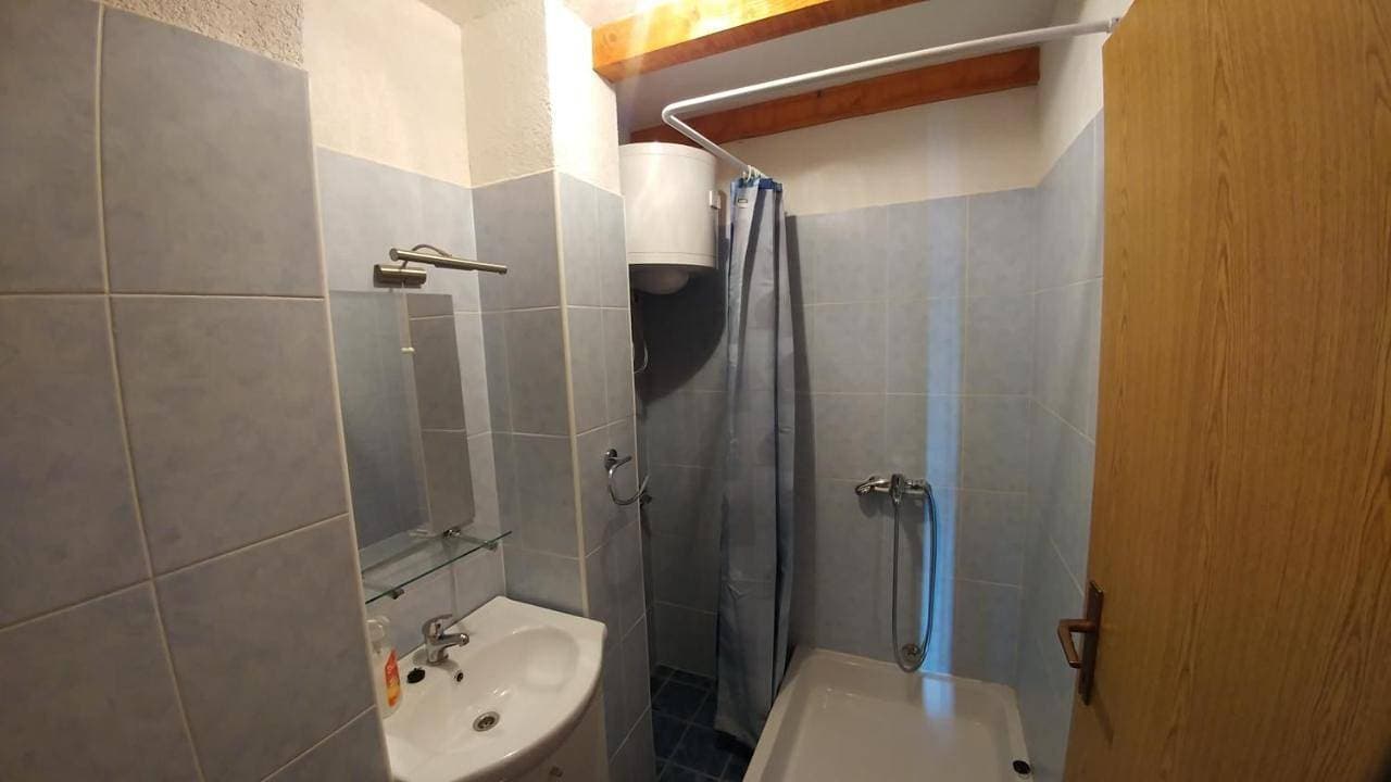 Foto 5 von 6: One-Bedroom Apartment