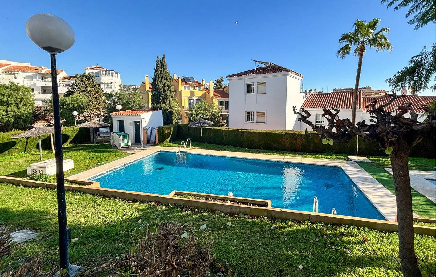 Foto 2 von 38: Meerblick-Apartment mit Pool & Terrasse, Garage - 800m bis Playa Los Claros