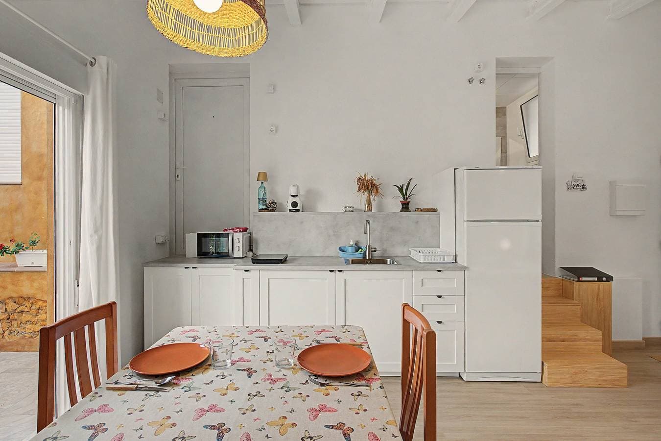 Foto 5 von 22: Apartment 'Loft Antic Plankton - Masos De Pals' mit Bergblick, WLAN und Klimaanlage
