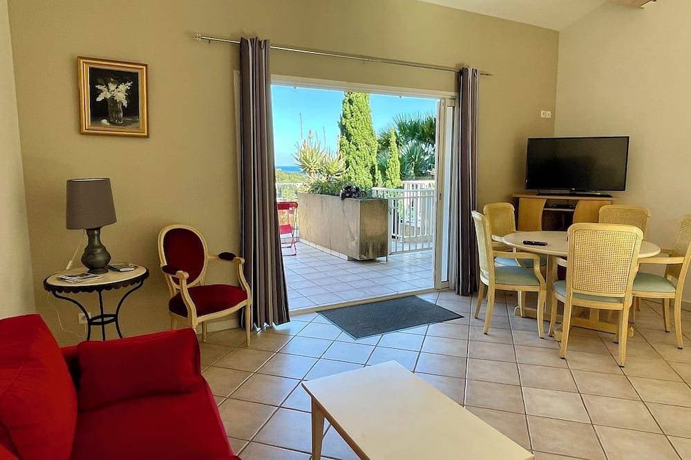 Foto 9 von 16: Apartment n°3 near the beach - sea view + terrace