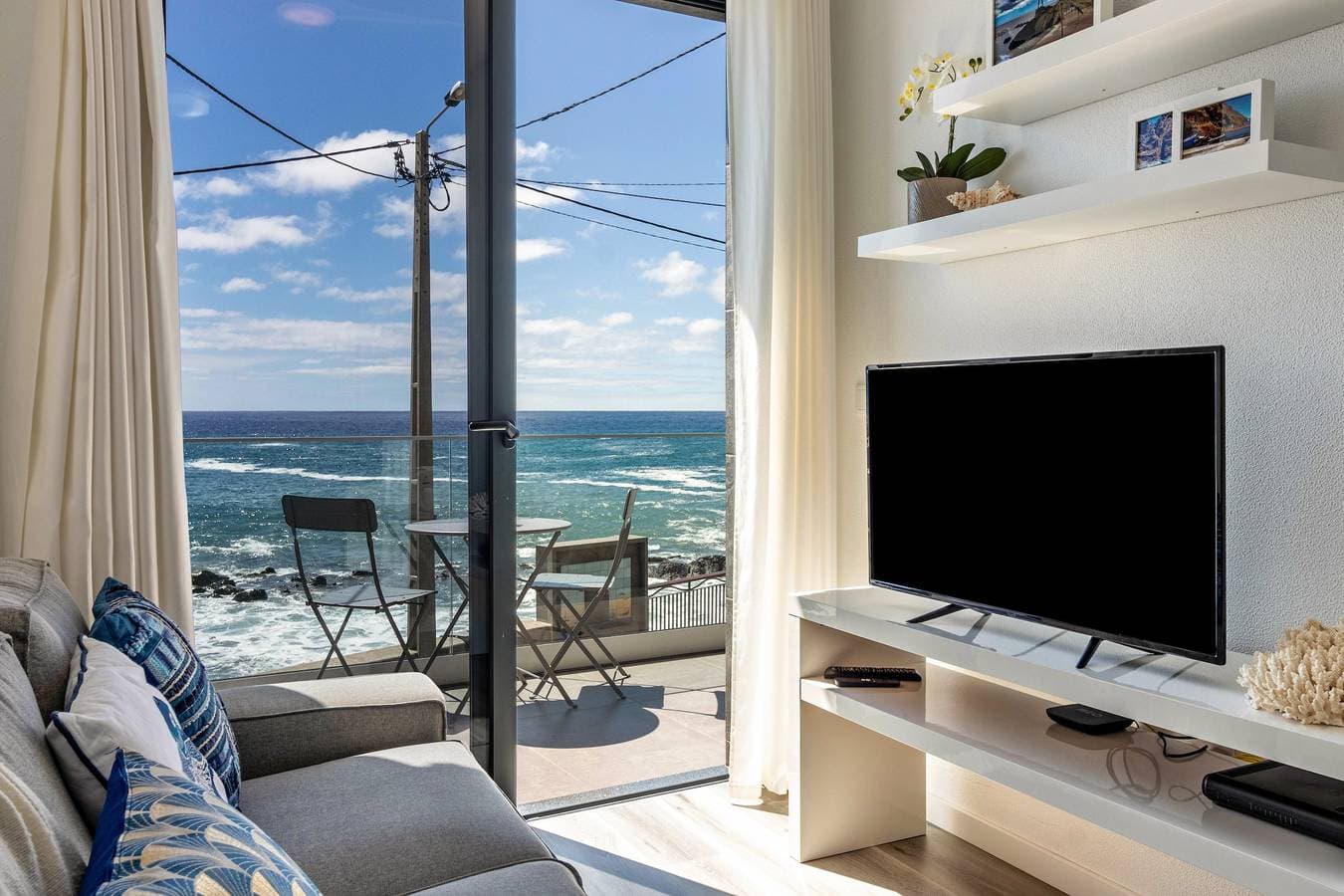 Foto 4 von 26: Ferienhaus 'Casa Homem Do Mar' mit Meerblick, Balkon und WLAN
