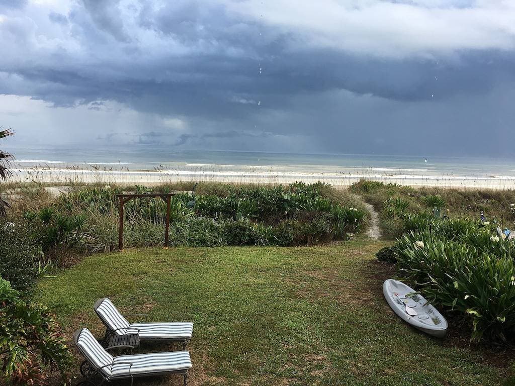 Foto 2 von 38: Familienfreundliche Oceanfront Duplex am Strand 🏖