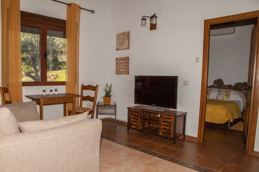 Foto 10 von 30: Cabana-Deluxe-Ensuite mit Dusche-Bergblick-Rabilargo