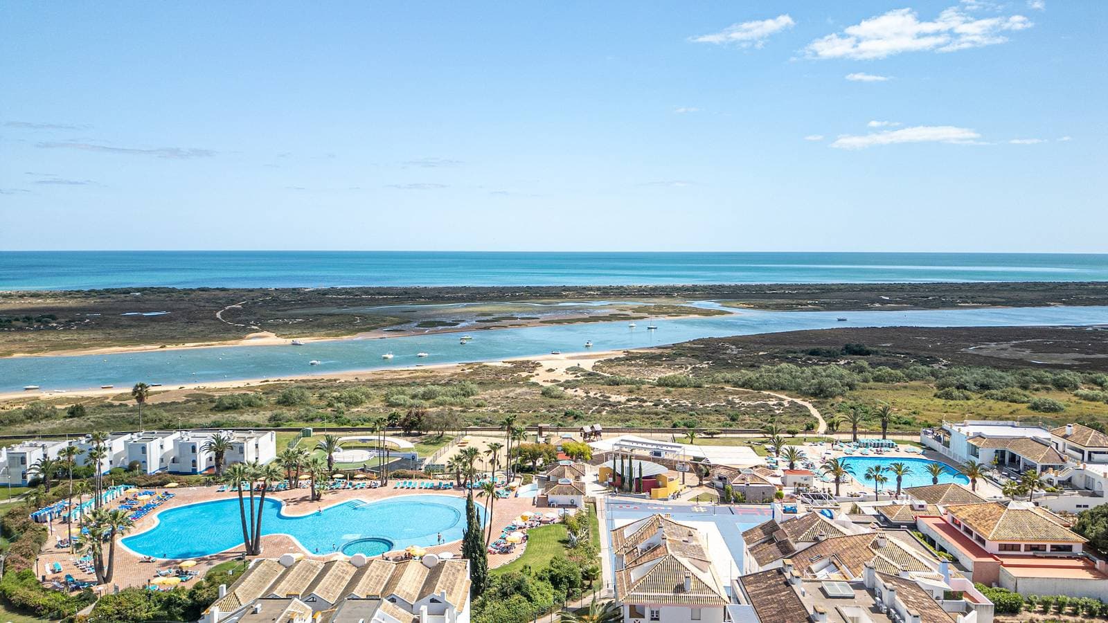 Cabanas Bliss, Golden Clube Resort 1