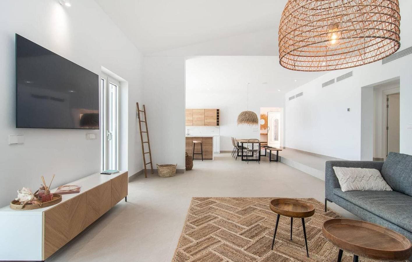 Foto 8 von 29: Exklusive, moderne Villa mit Pool, Strandnähe und Panoramablick aufs Meer auf Mallorca