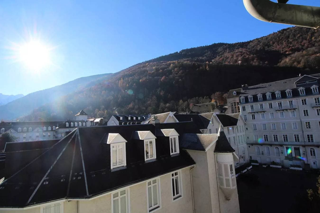 Foto 12 von 14: Near Light Appart For 2 Pers - Balcon South - Parking - Ll