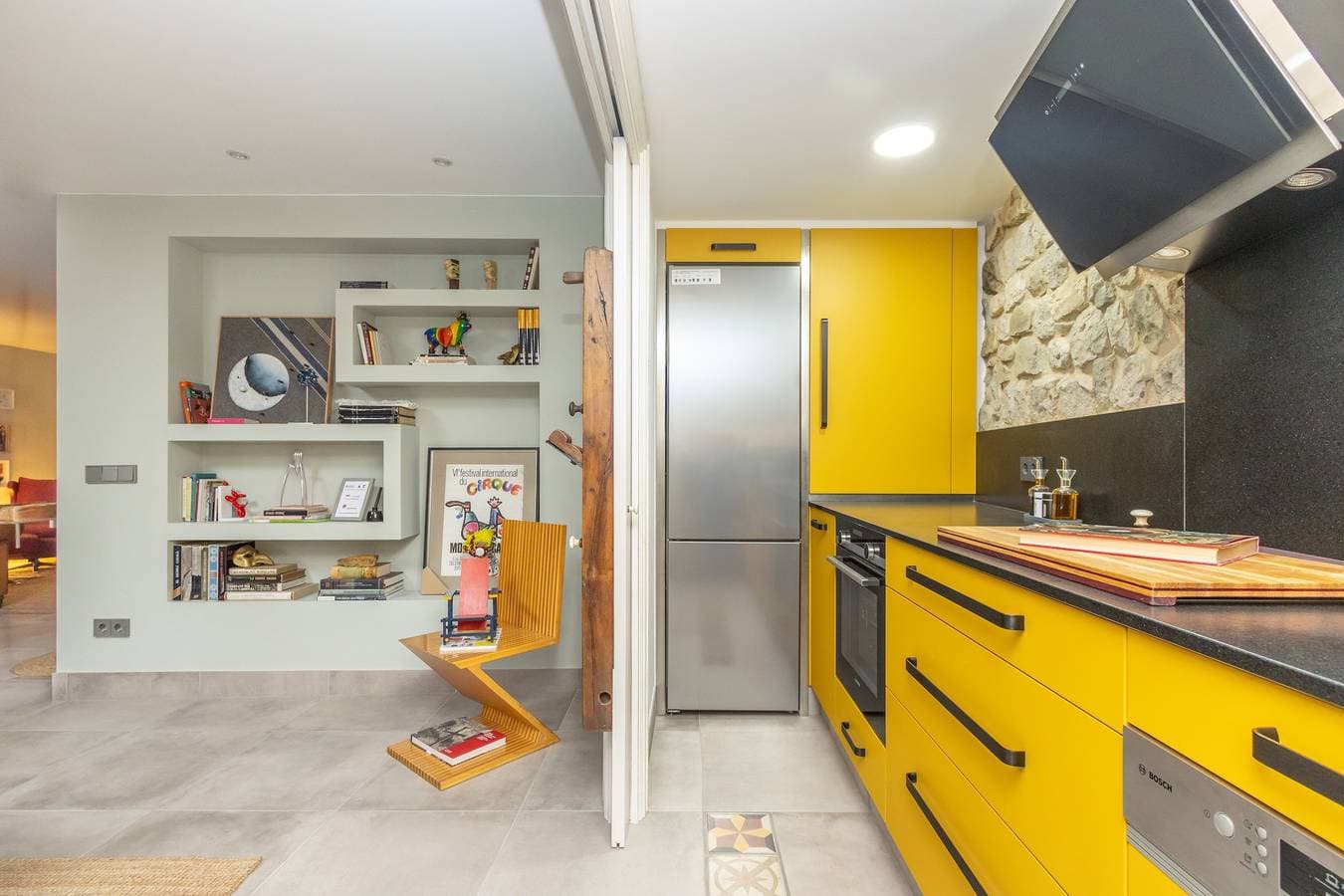 Foto 8 von 24: Kel Domènech – Luxusapartment für Kunstliebhaber im historischen Besalú