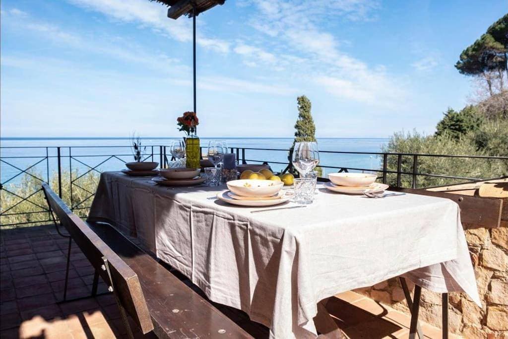 Foto 5 von 89: Privatpool der Villa Cefalù
