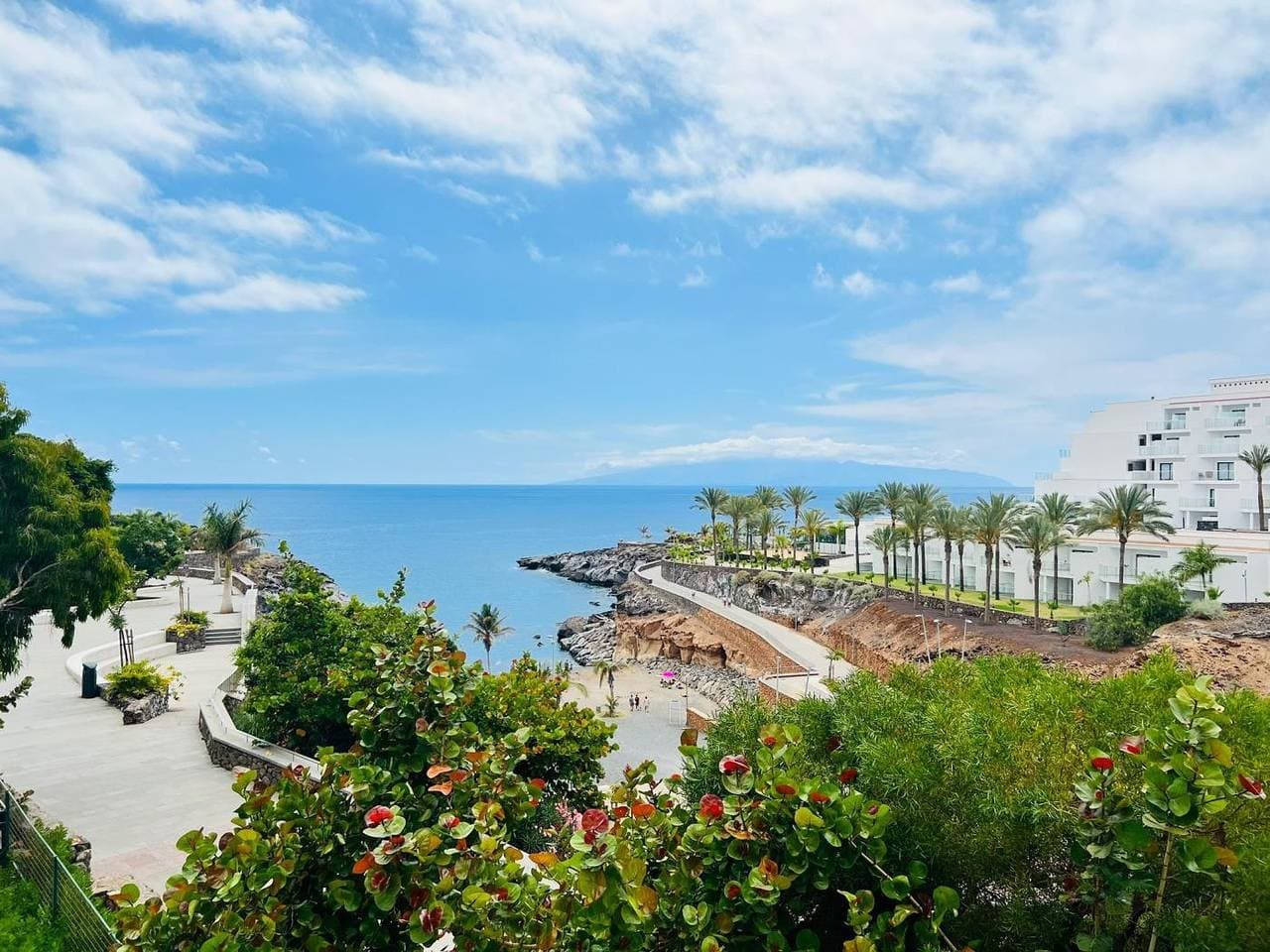 Foto 7 von 30: Apartamento de Lujo Kim, Aussicht auf das Meer.