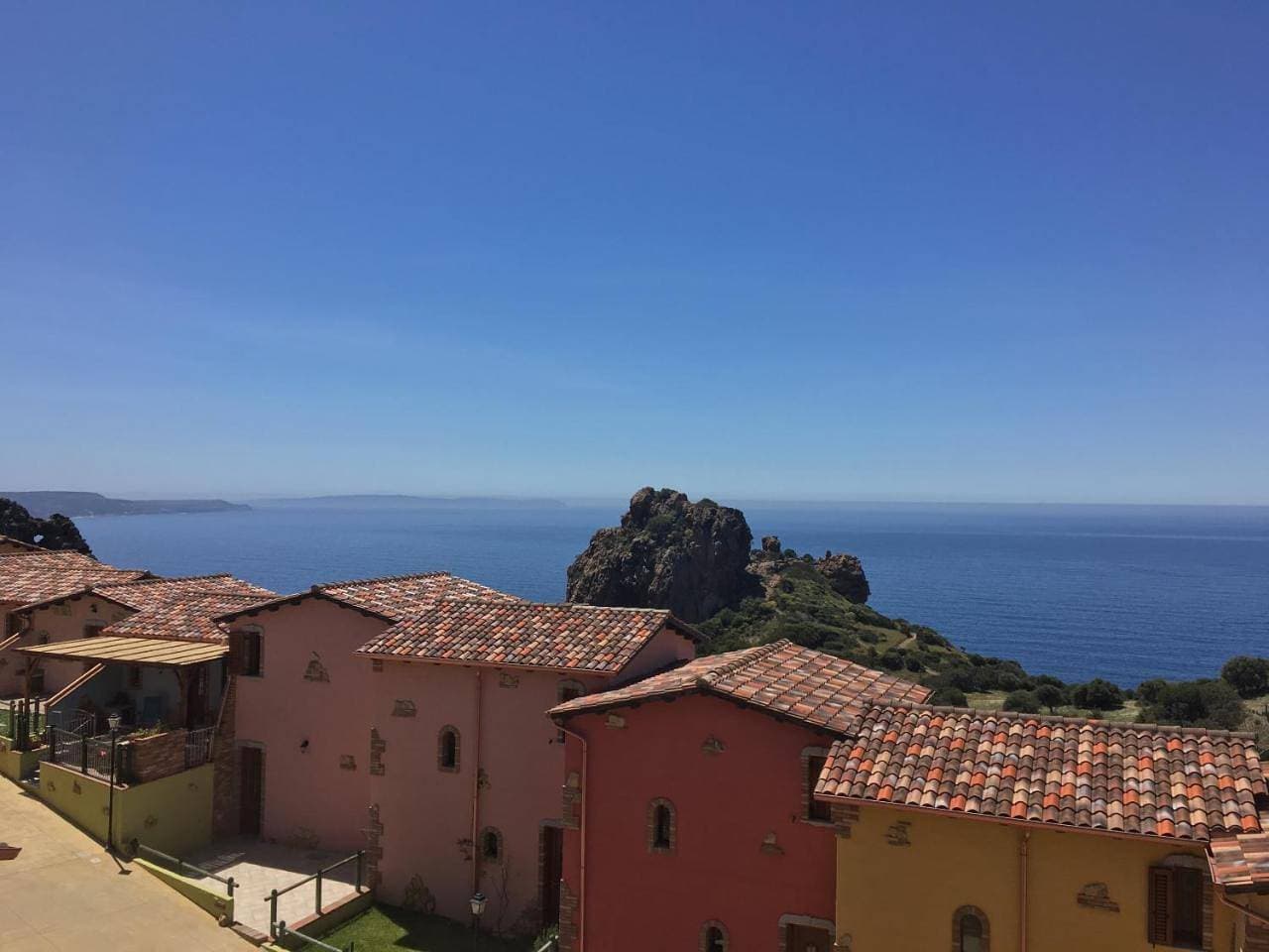 Foto 10 von 39: Studio Apartment with Sea View