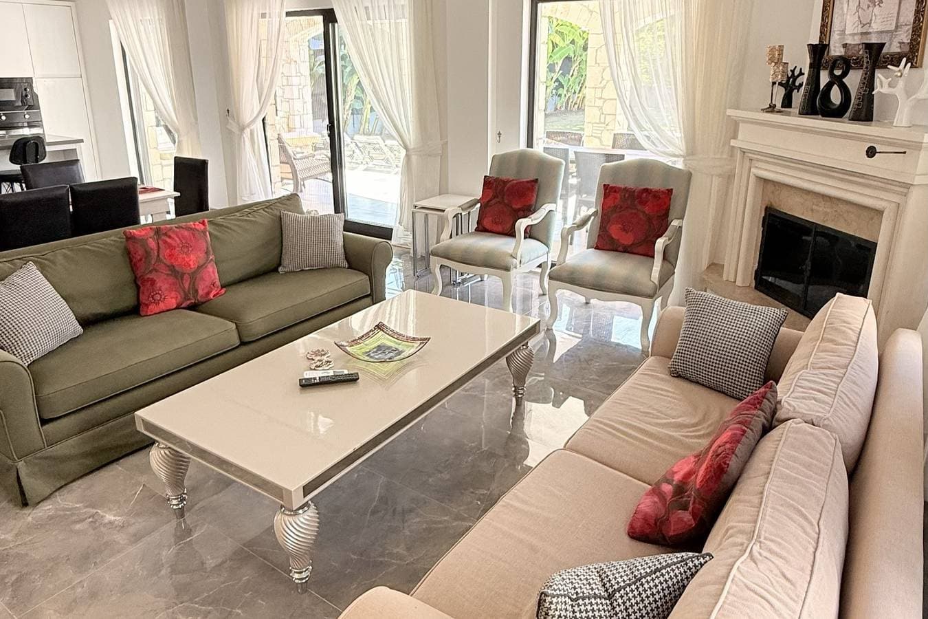 Foto 7 von 40: Villa für 9 Personen mit Meerblick