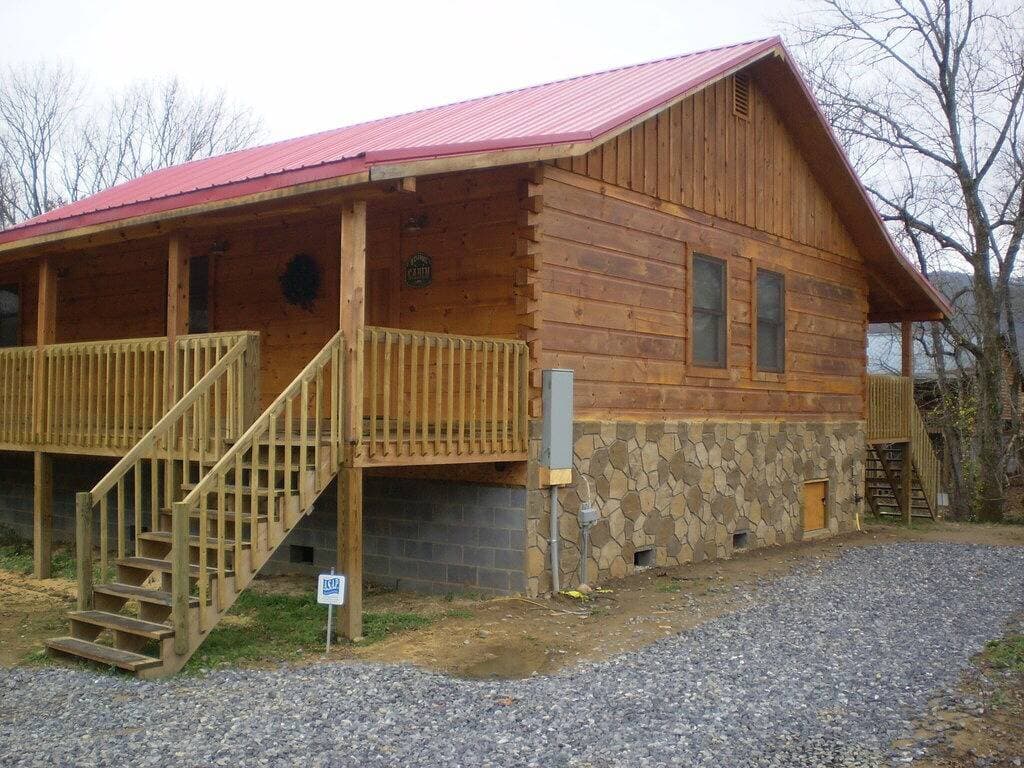 Foto 8 von 33: \"Sweet Life\" * Log Cabin auf Cosby Creek mit Wifi-