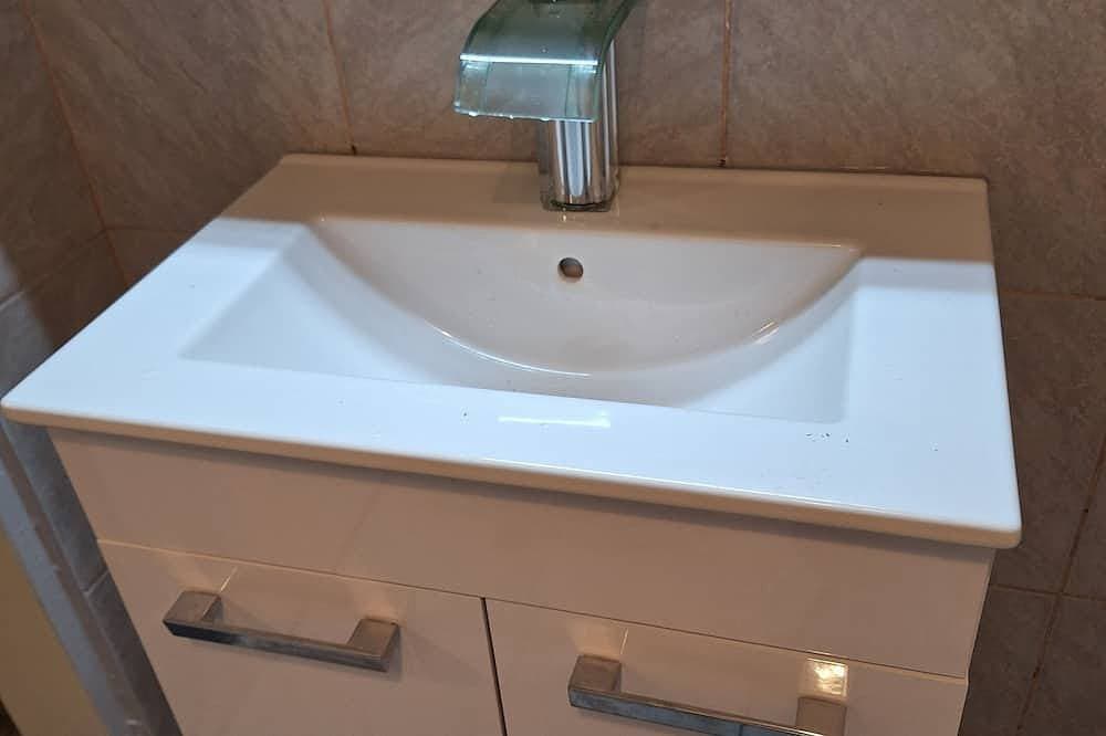 Foto 4 von 10: Ruhiges Appartement,  25 qm in Biograd na moru.