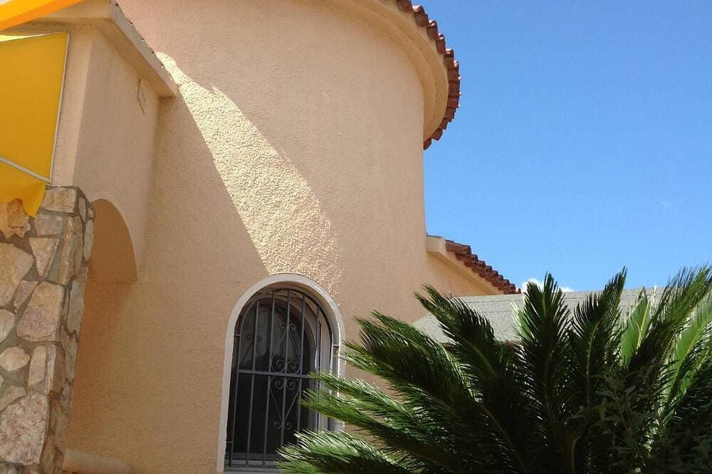Foto 9 von 22: Wunderschönes, gemütliches Ferienhaus mit großem Pool