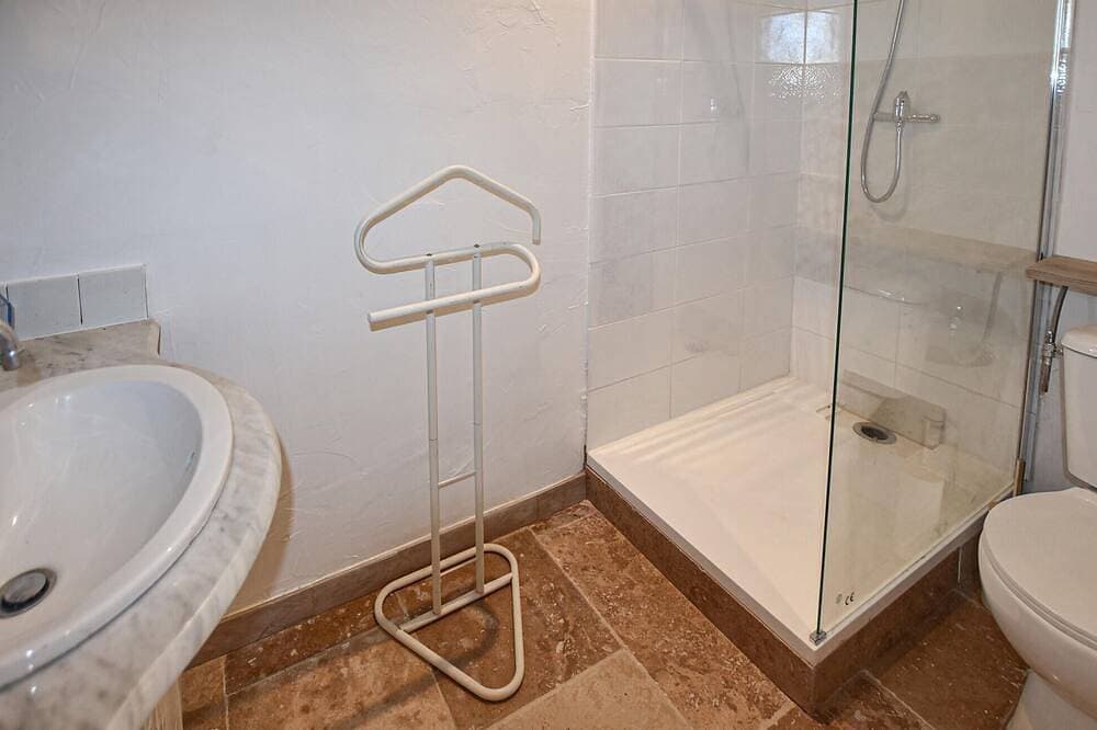 Foto 4 von 20: Amazing home in Montagnac-Montpezat with house a panoramic view