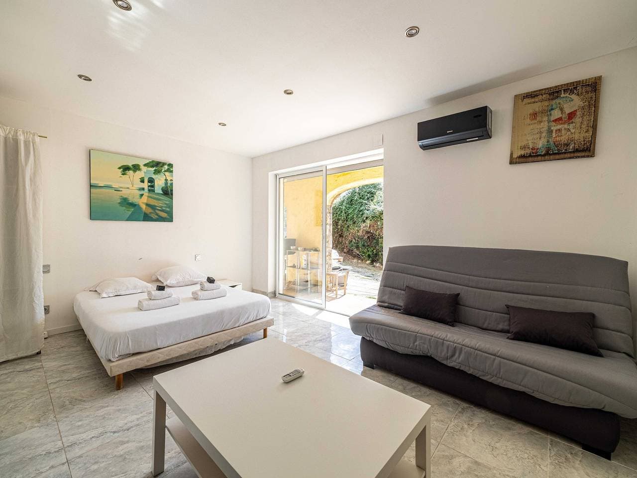 Foto 10 von 24: A/C Haus 4Br/10P mit Pool – 40 Minuten von Cannes