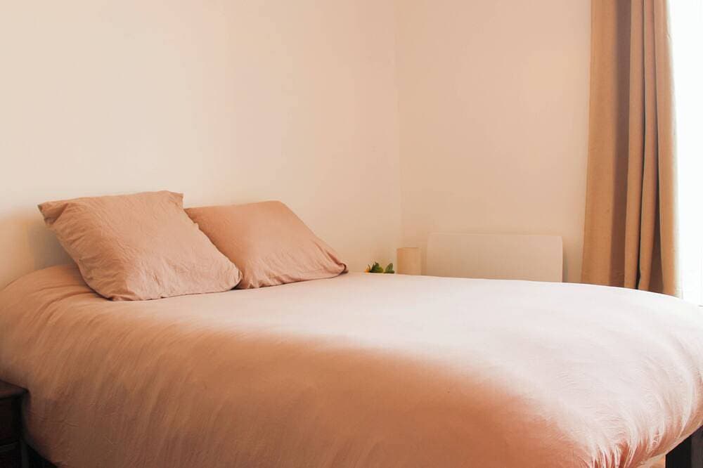 Foto 4 von 13: Bright Apartment at the Gates of Paris