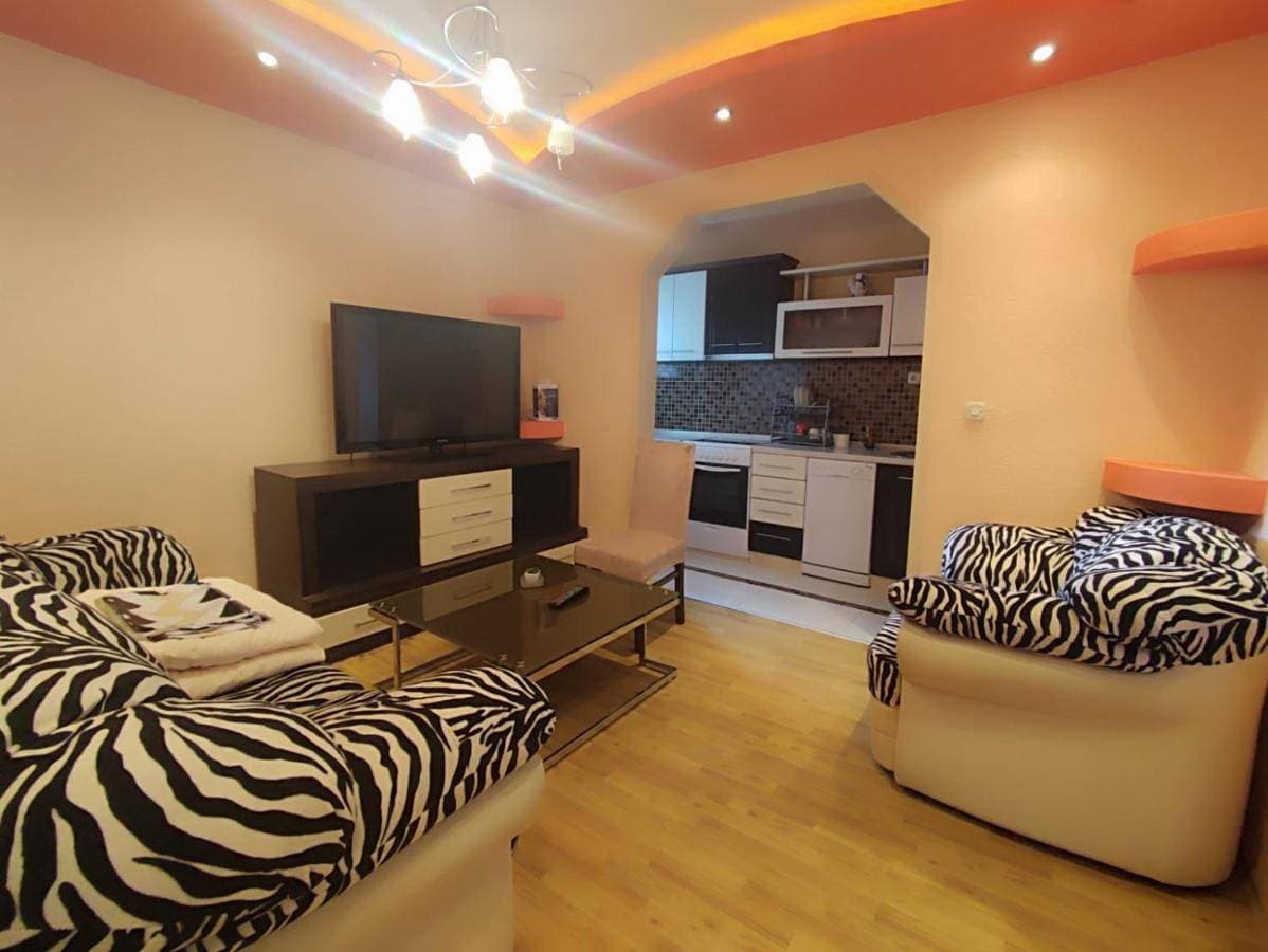 Gogo Apartments 1