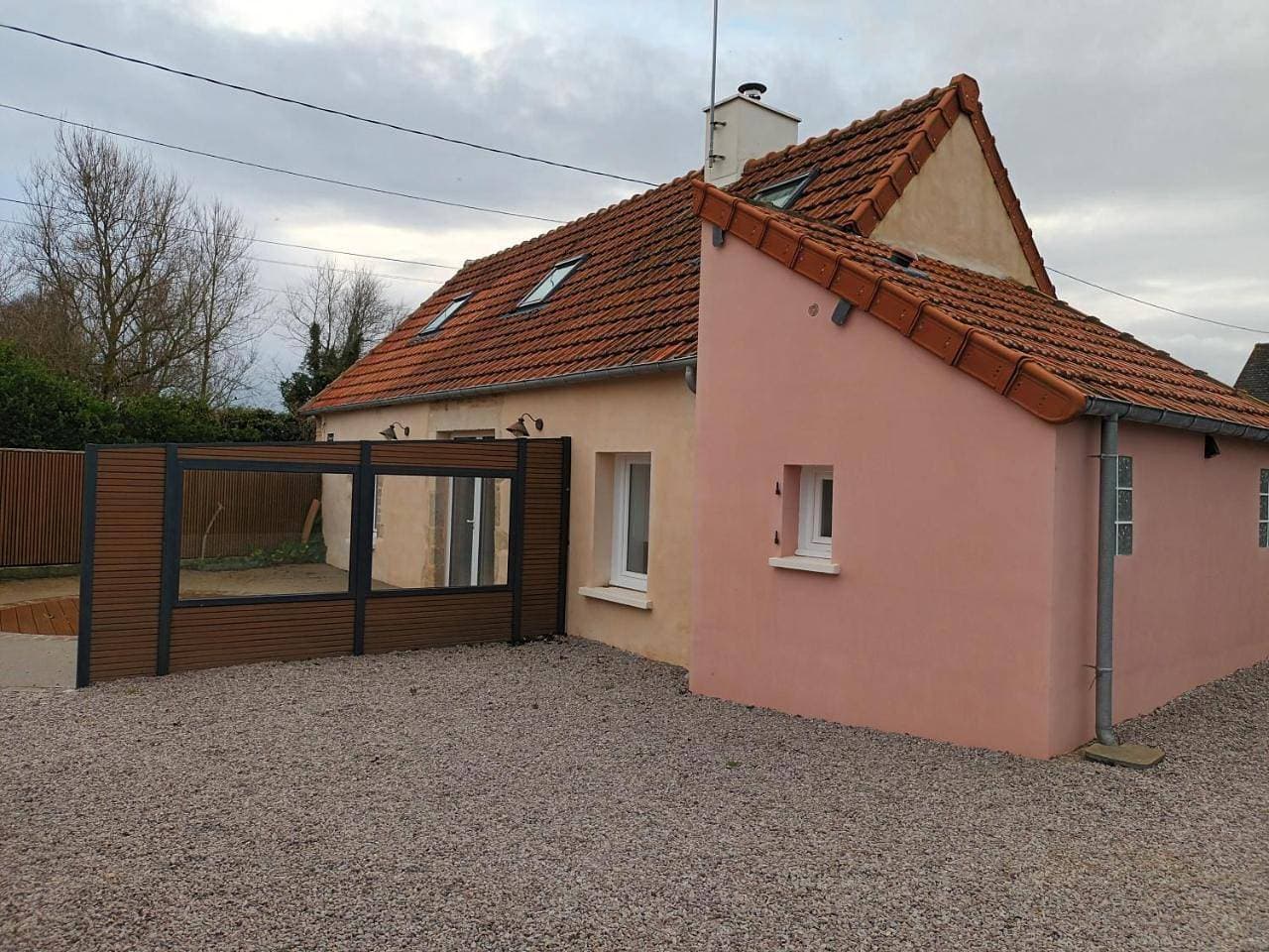 Foto 12 von 34: Three-Bedroom House
