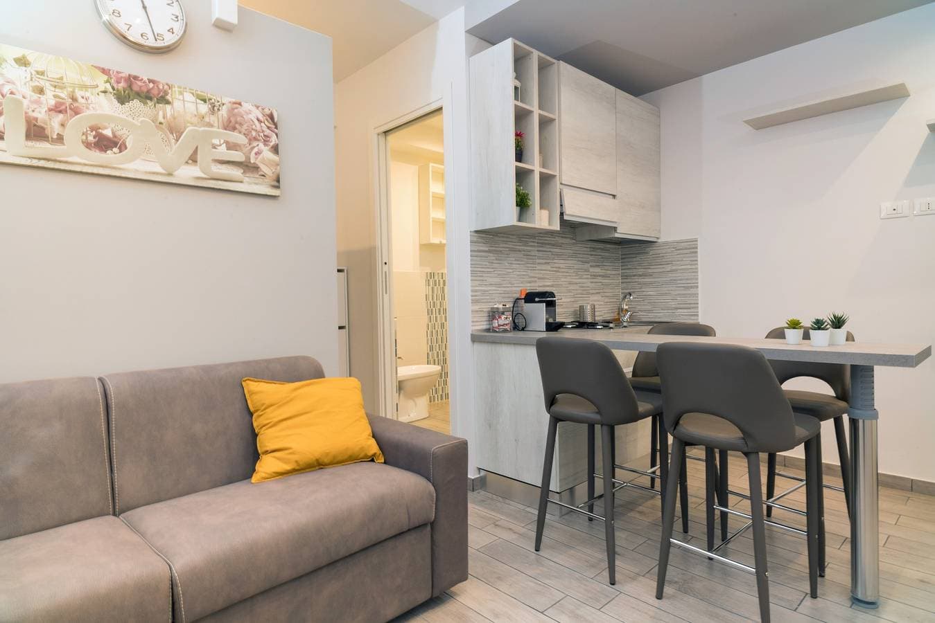 Foto 7 von 20: Studio „Glicine“ mit Balkon und Klimaanlage