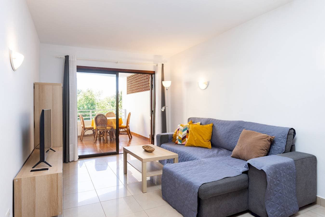 Foto 7 von 30: Ferienwohnung für 4 Personen mit Terrasse