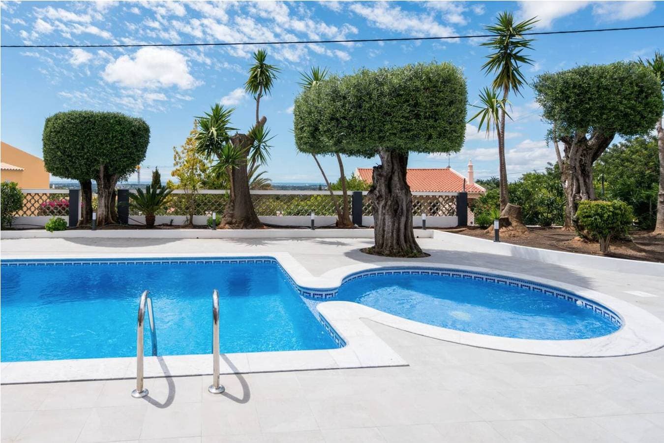 Foto 13 von 21: Casa Laranja Villa mit drei Schlafzimmern