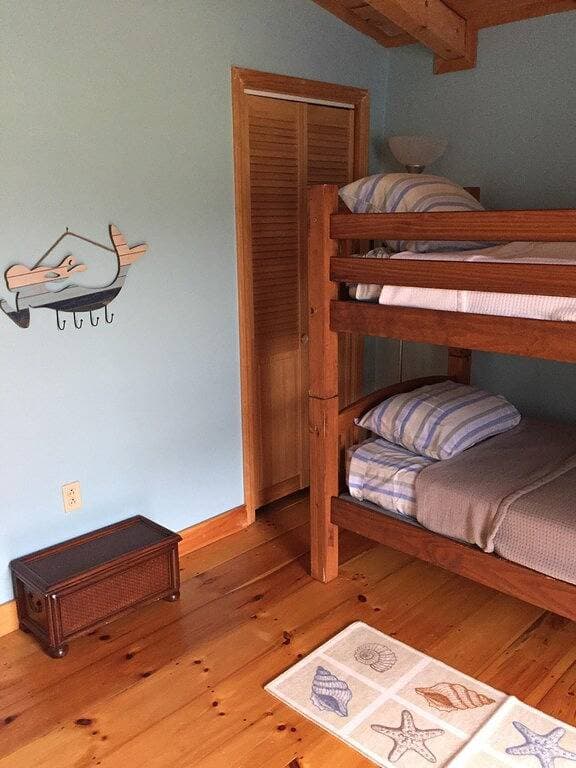 Foto 12 von 21: Beach Cottage in DownEast Maine