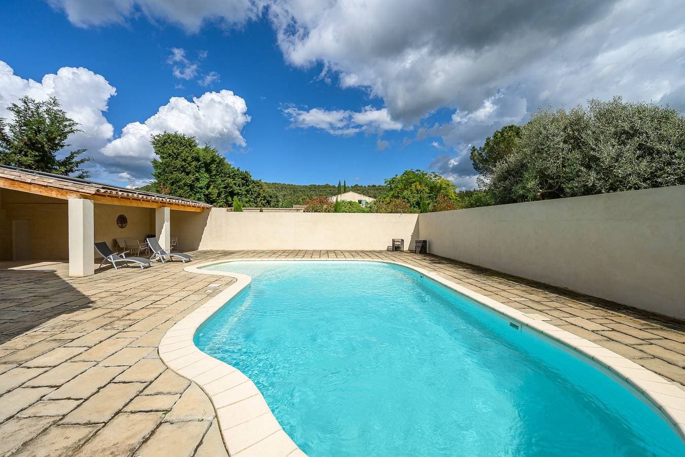 Foto 2 von 22: Ferienhaus für 8 Personen mit Pool