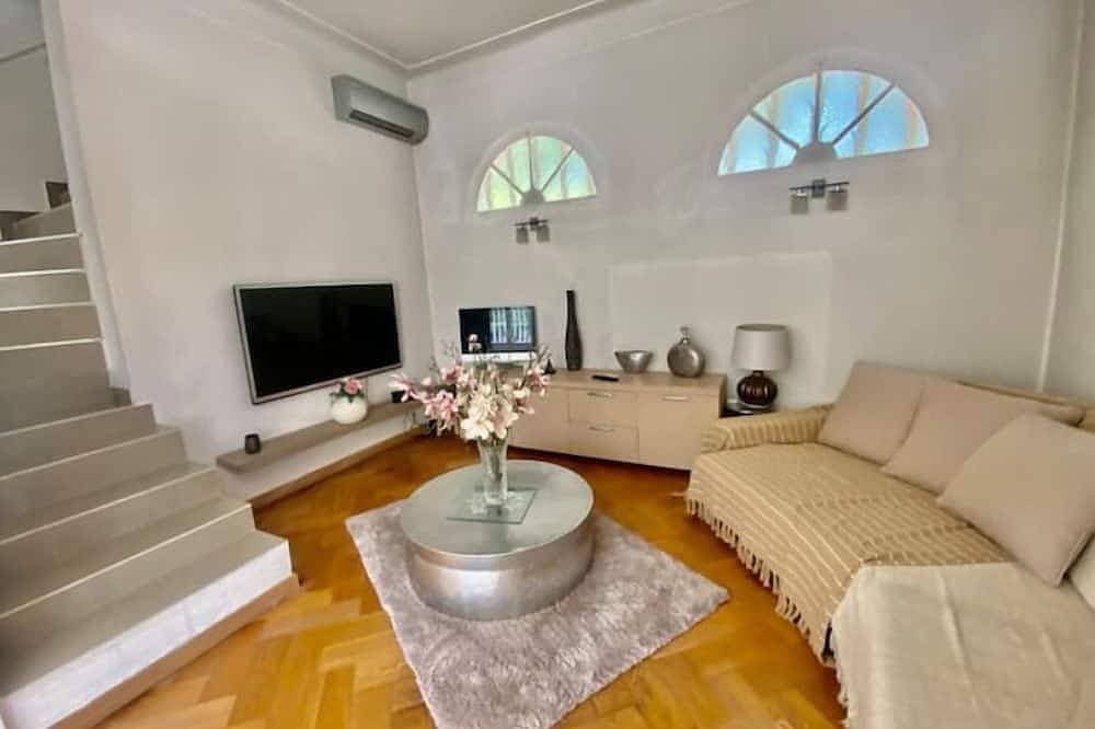 Foto 8 von 30: Charming House 4 bedrooms 3  bathrooms with pool near Valbonne