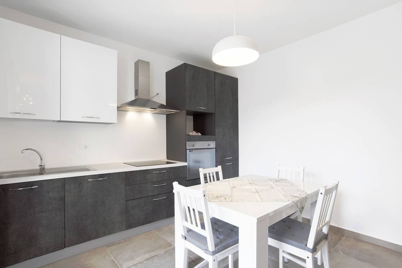 Foto 5 von 25: Moderne Ferienwohnung in der Nähe des Gardasees mit WLAN & Terrasse