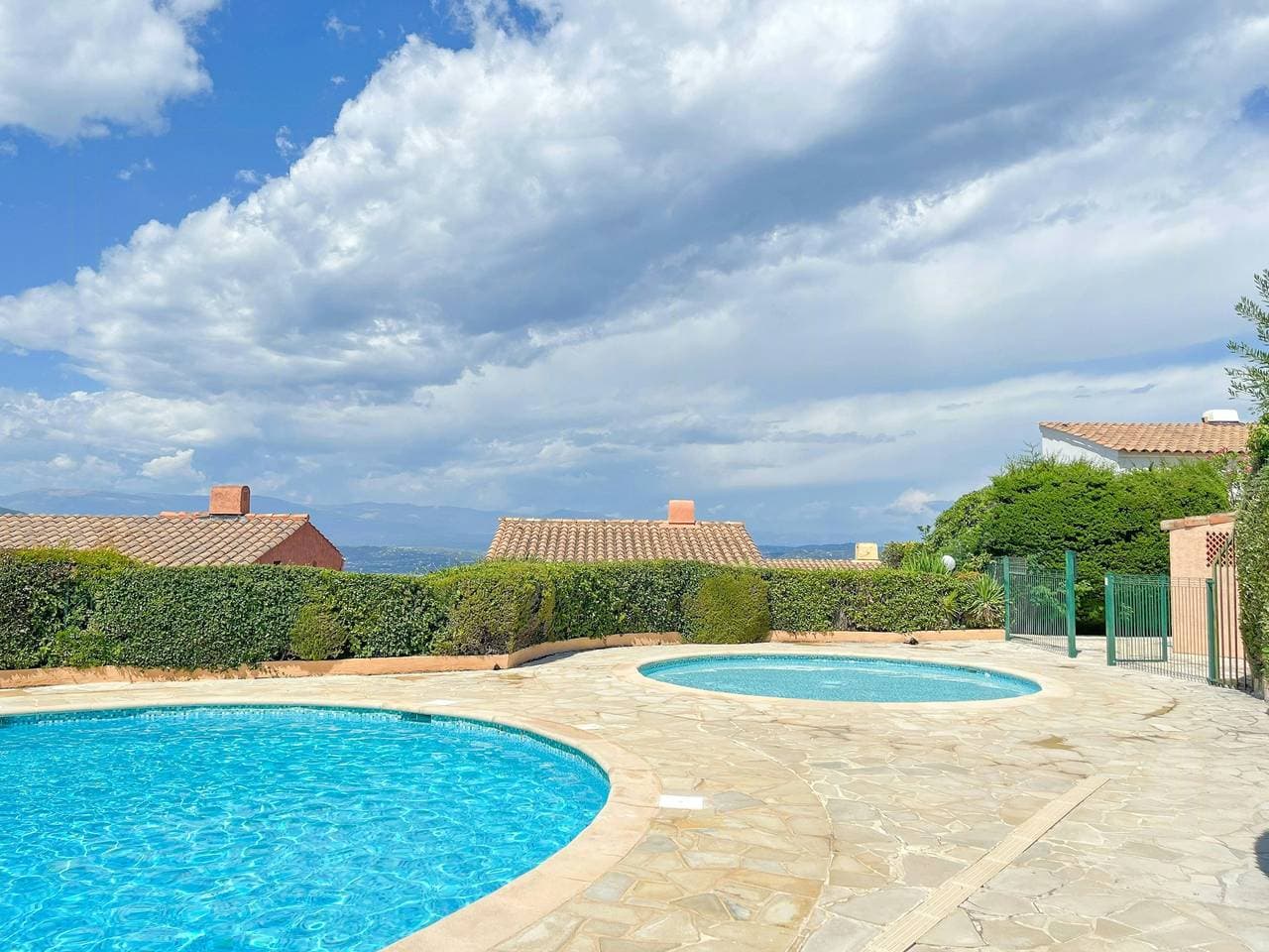 Foto 2 von 43: Villa mit Meerblick in Théoule-sur-Mer