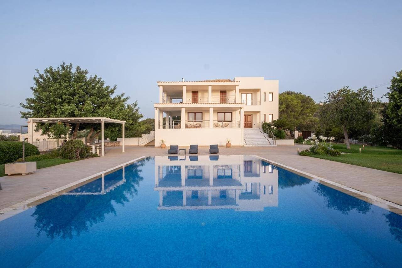 Fleur du sud - Villa in Chania 1